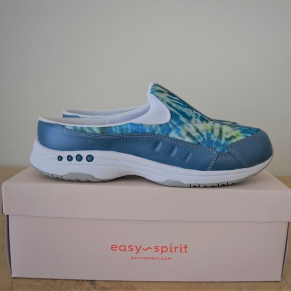 Easy Spirit Shoes - Easy Spirit Women’s Traveltime Clogs